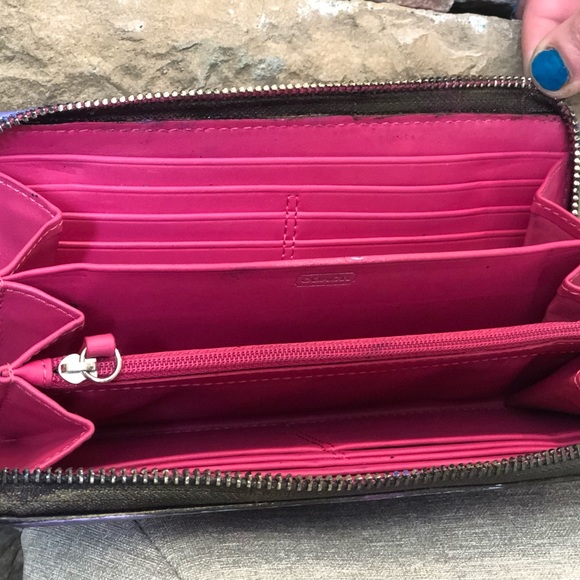 Coach Custom Design Metallic Multi Colored Signature C Leather Zip Wallet - Picture 10 of 10